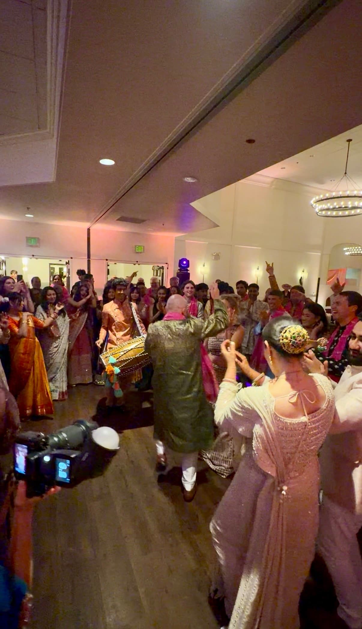 FusionDholi dhol performance